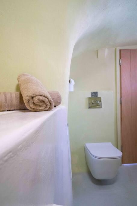 サントリーニ Santorini Oasis- Cave Houseヴィラ エクステリア 写真